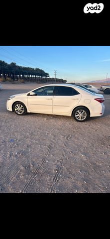 מודעת רכב טויוטה קורולה