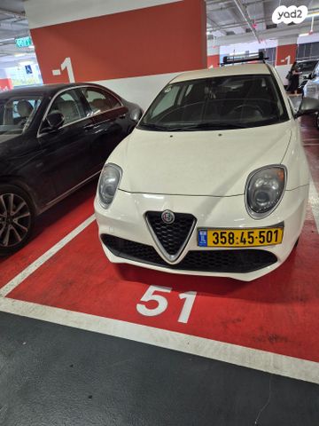 מודעת רכב אלפא רומיאו מיטו