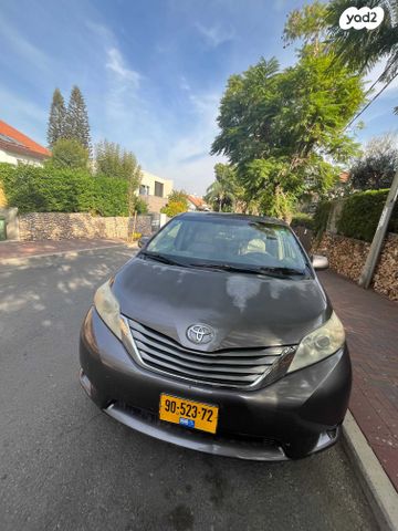 טויוטה סיינה