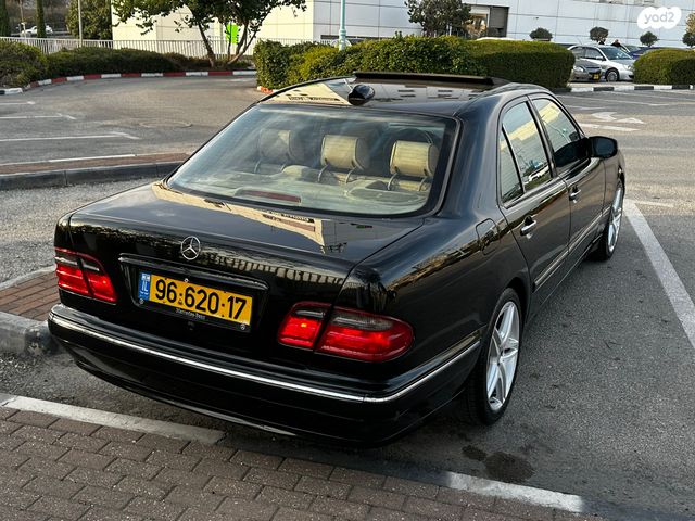 מרצדס-בנץ E-class