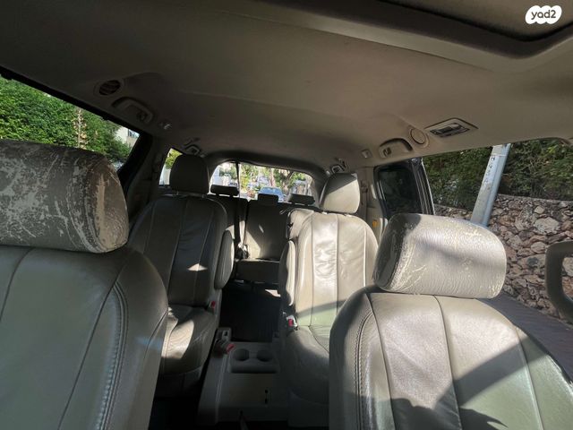 מודעת רכב טויוטה סיינה