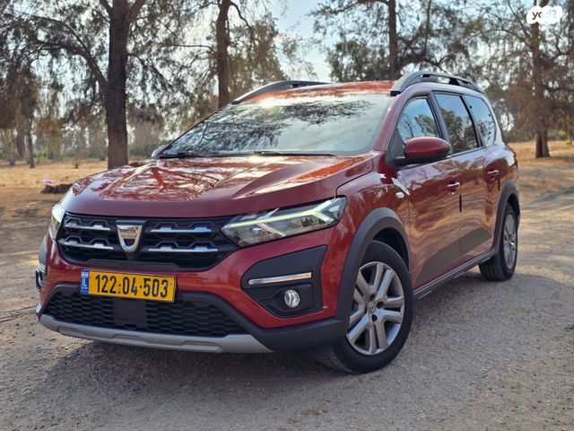 מודעת רכב דאצ'יה ג׳וגר