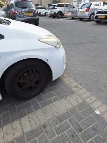 מודעת רכב טויוטה פריוס