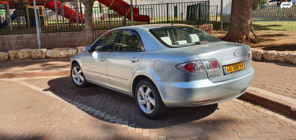 מודעת רכב מאזדה 6