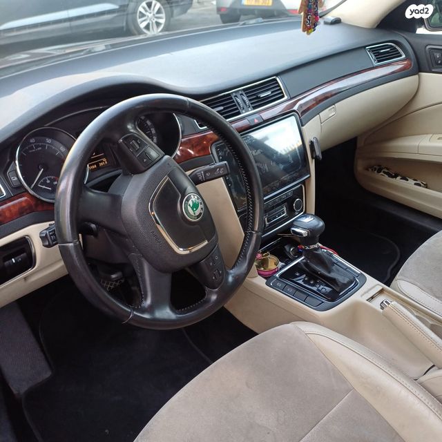 מודעת רכב סקודה סופרב