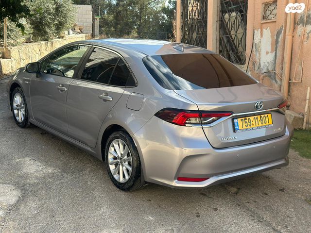 טויוטה קורולה