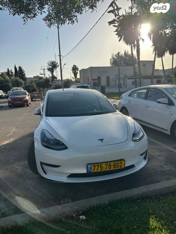טסלה מודל 3