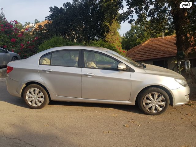 מודעת רכב אם ג'י 350