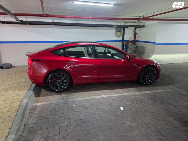 טסלה מודל 3
