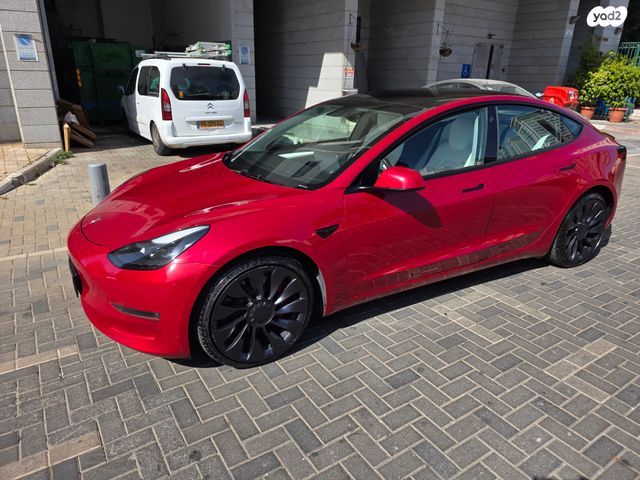 טסלה מודל 3