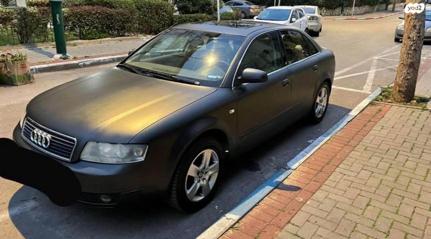 אאודי A4