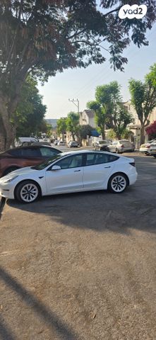 מודעת רכב טסלה מודל 3