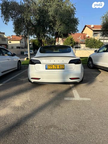 טסלה מודל 3