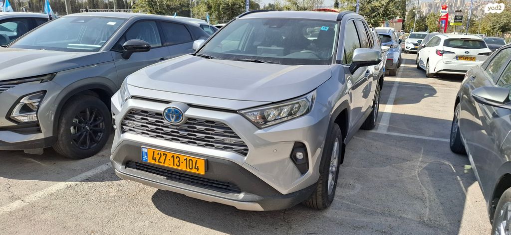 מודעת רכב טויוטה RAV4