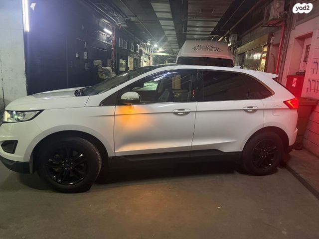 מודעת רכב פורד אדג'