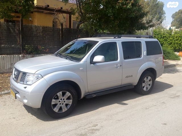 מודעת רכב ניסאן פאת'פיינדר