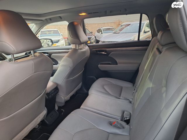 טויוטה היילנדר