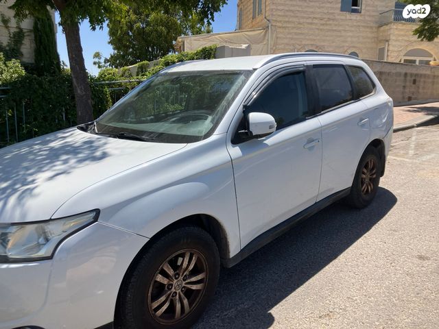 מודעת רכב מיצובישי אאוטלנדר