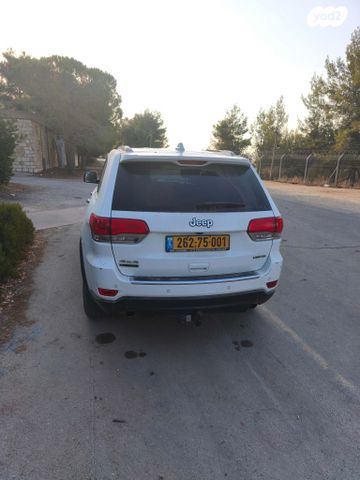 מודעת רכב ג'יפ גרנד צ'ירוקי