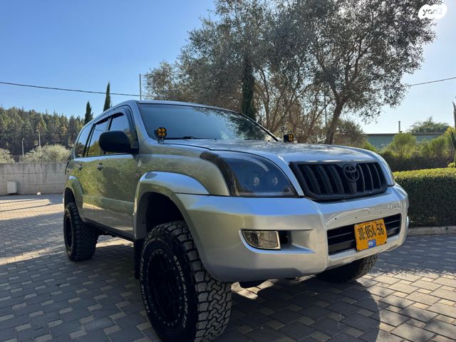 מודעת רכב טויוטה לנד קרוזר