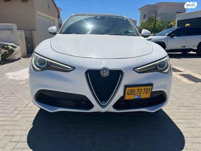 מודעת רכב אלפא רומיאו סטלביו