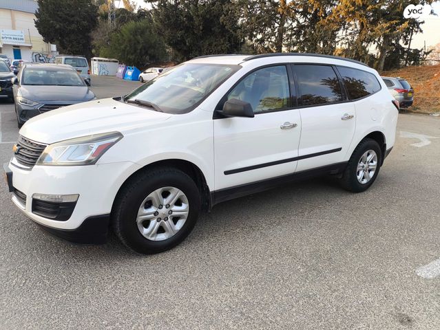 שברולט טראוורס