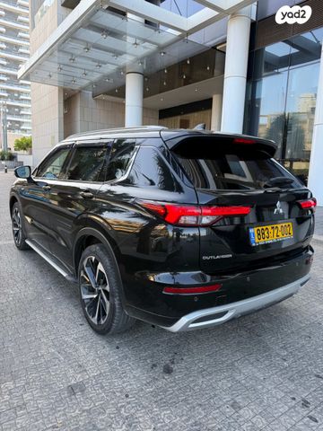 מיצובישי אאוטלנדר