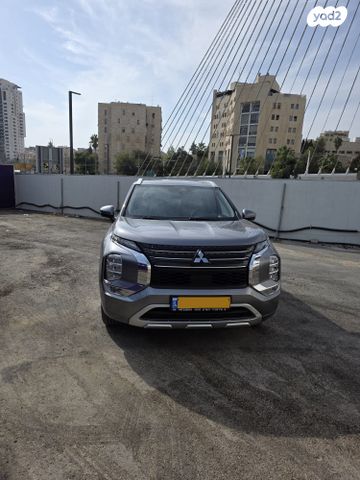 מודעת רכב מיצובישי אאוטלנדר