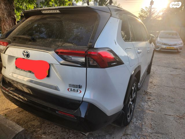 טויוטה RAV4
