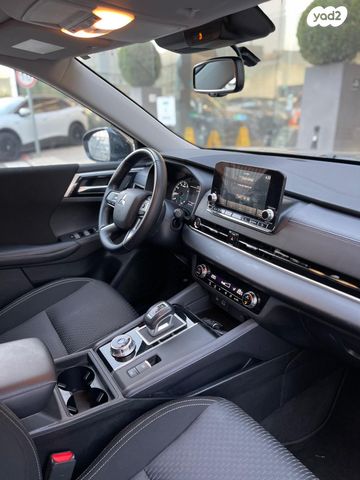 מיצובישי אאוטלנדר