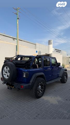 מודעת רכב ג'יפ רנגלר