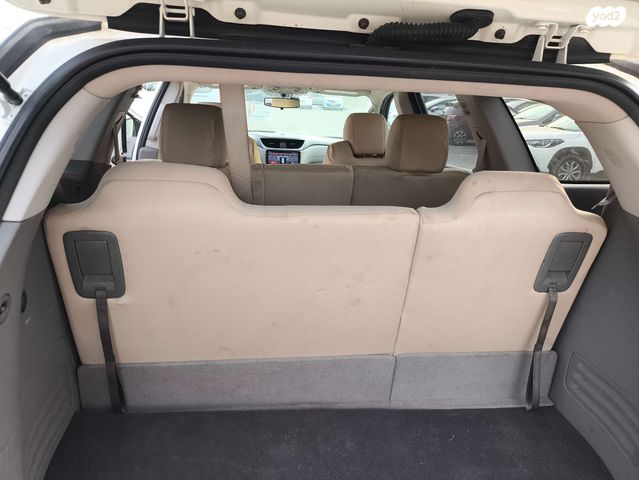 שברולט טראוורס