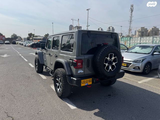 מודעת רכב ג'יפ רנגלר