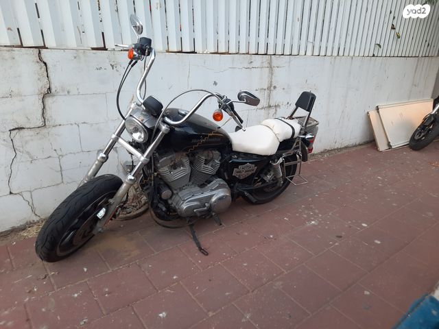 מודעת רכב הרלי דיווידסון ספורטסטר 883