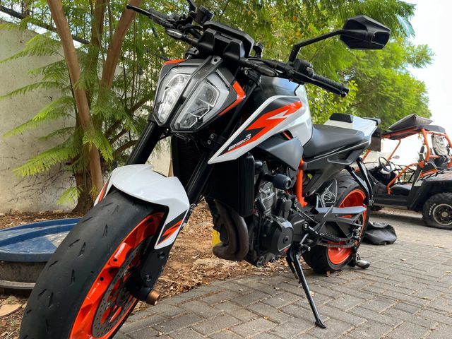 מודעת רכב KTM Naked Duke 890R