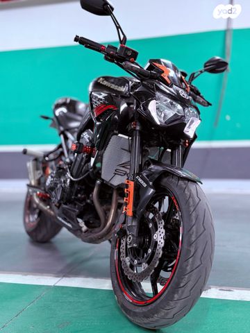 קאוואסאקי Z900