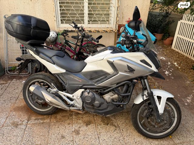 הונדה NC750X