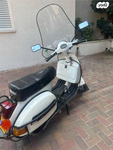 מודעת רכב פיאג'ו וספה PX200E