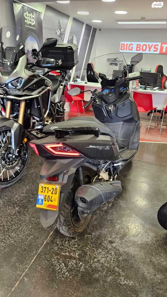 סאן יאנג ג'וי-מקס Z-250