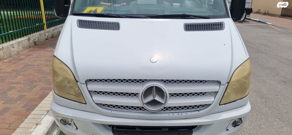 מיניבוסים ורכבי הסעות