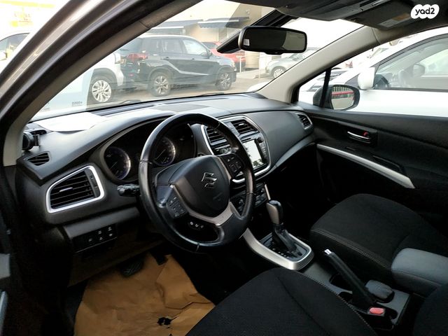 סוזוקי S-Cross