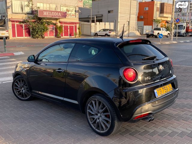 אלפא רומיאו מיטו