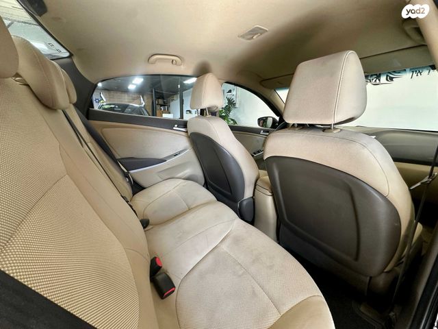 יונדאי אקסנט i25