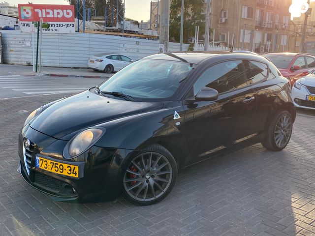 אלפא רומיאו מיטו