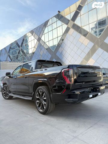 ג'י.אם.סי סיירה EV