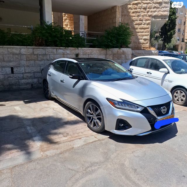 מודעת רכב ניסאן מקסימה