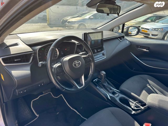 טויוטה קורולה