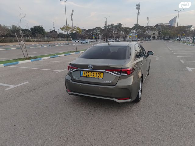 טויוטה קורולה