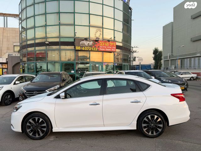 ניסאן סנטרה