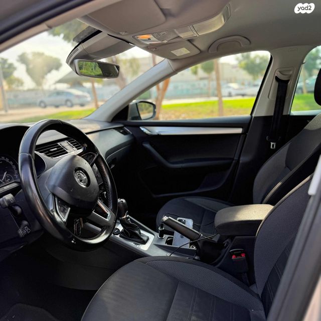 סקודה אוקטביה 